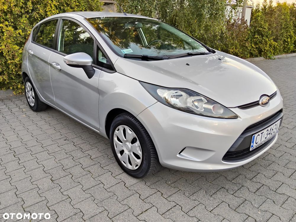Ford Fiesta 1.25 Ambiente - 2
