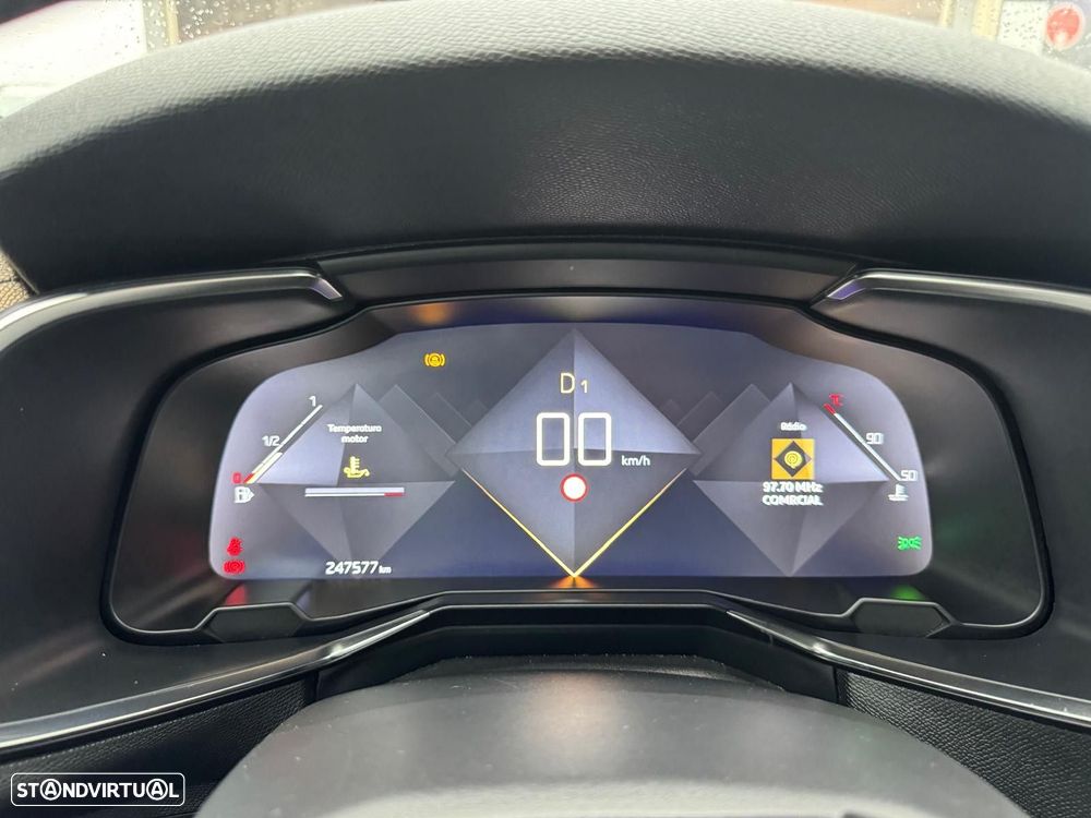 DS DS7 Crossback 1.5 BlueHDi Be Chic EAT8 - 23