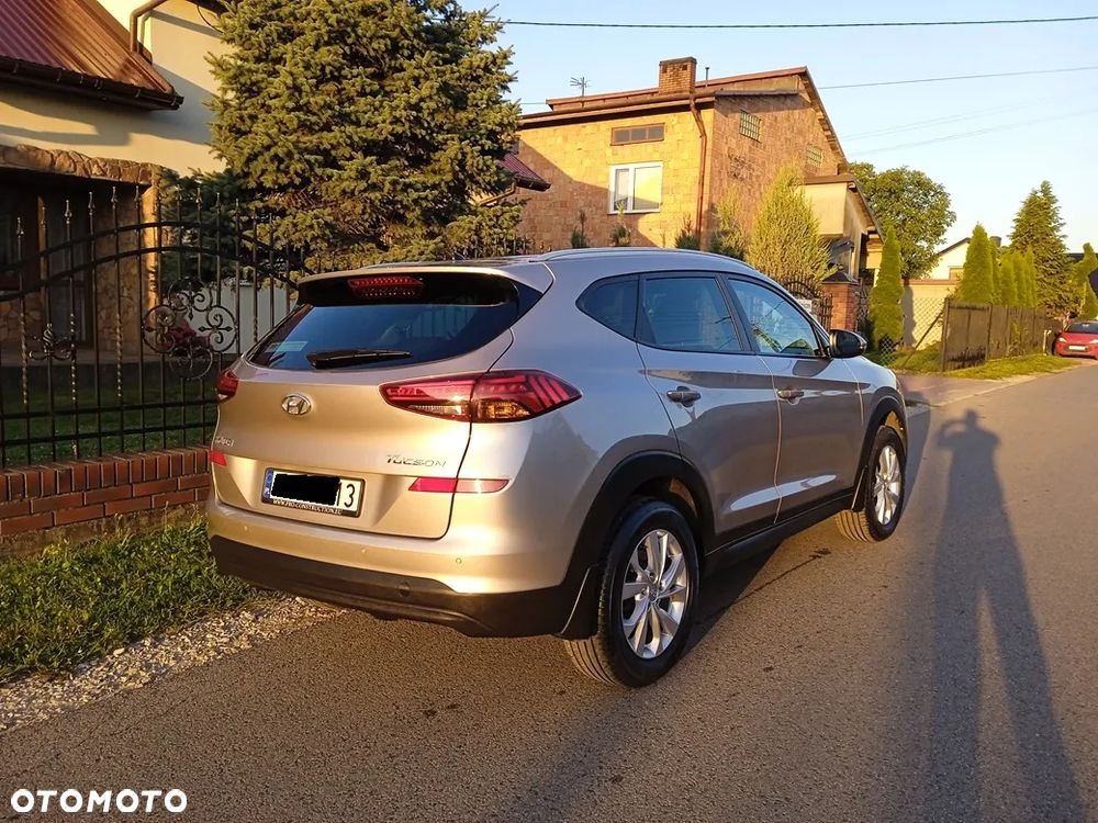 Hyundai Tucson 1.6 GDI BlueDrive GO 2WD - 22