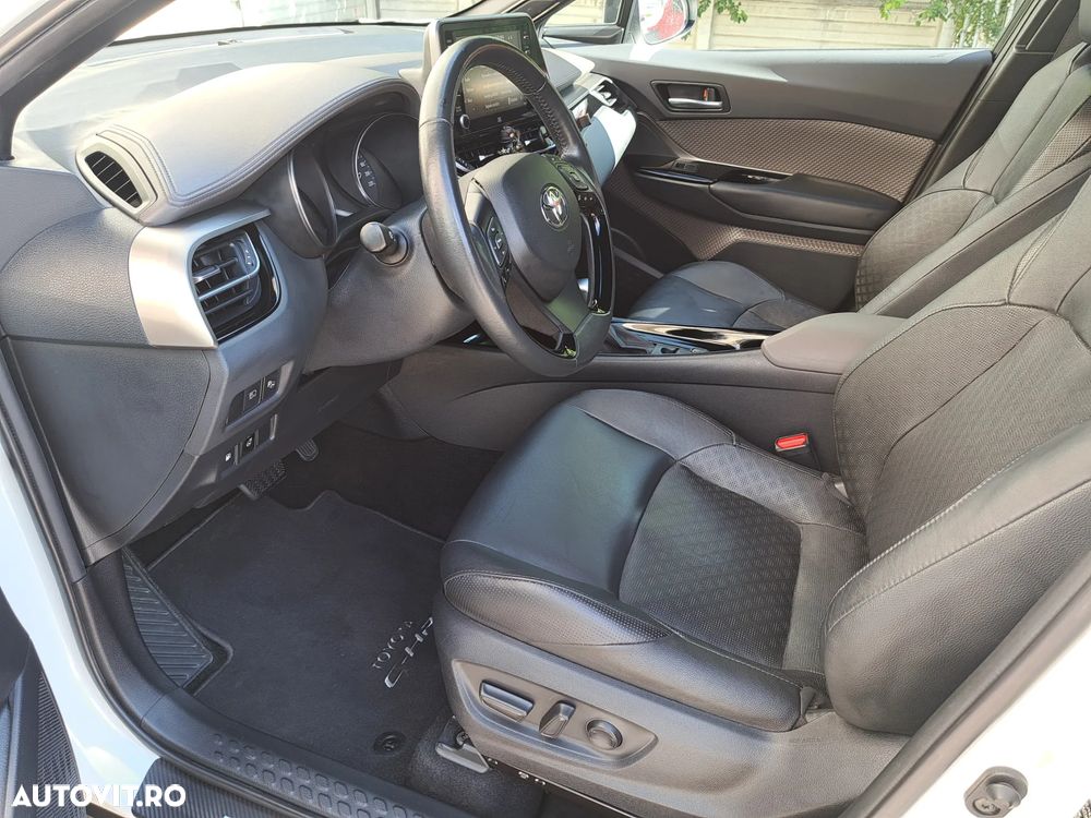 Toyota C-HR 2.0 HSD 184 CP 4x2 CVT Classy Bi-Tone - 2
