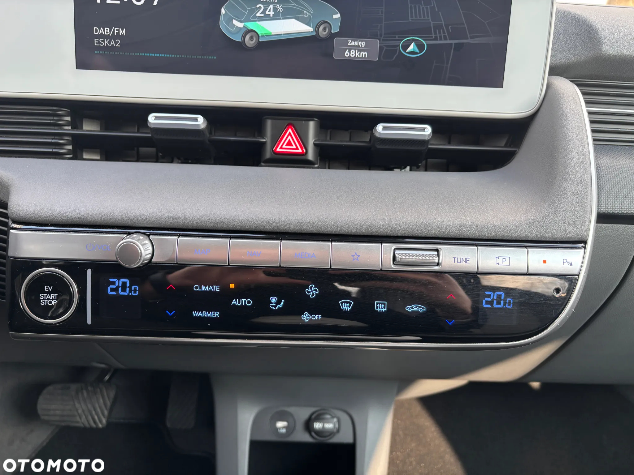 Hyundai IONIQ - 17