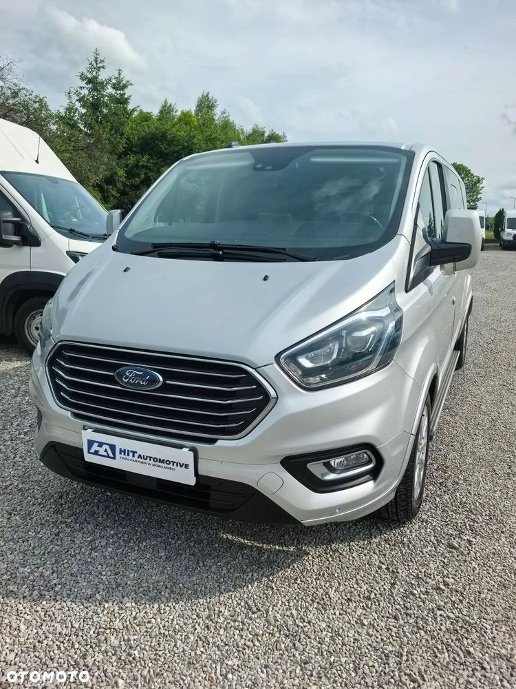 Ford Tourneo Custom - 2
