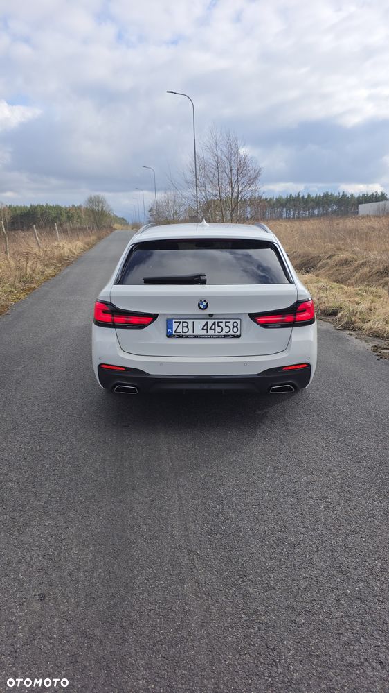 BMW Seria 5 520d xDrive mHEV M Sport sport - 9
