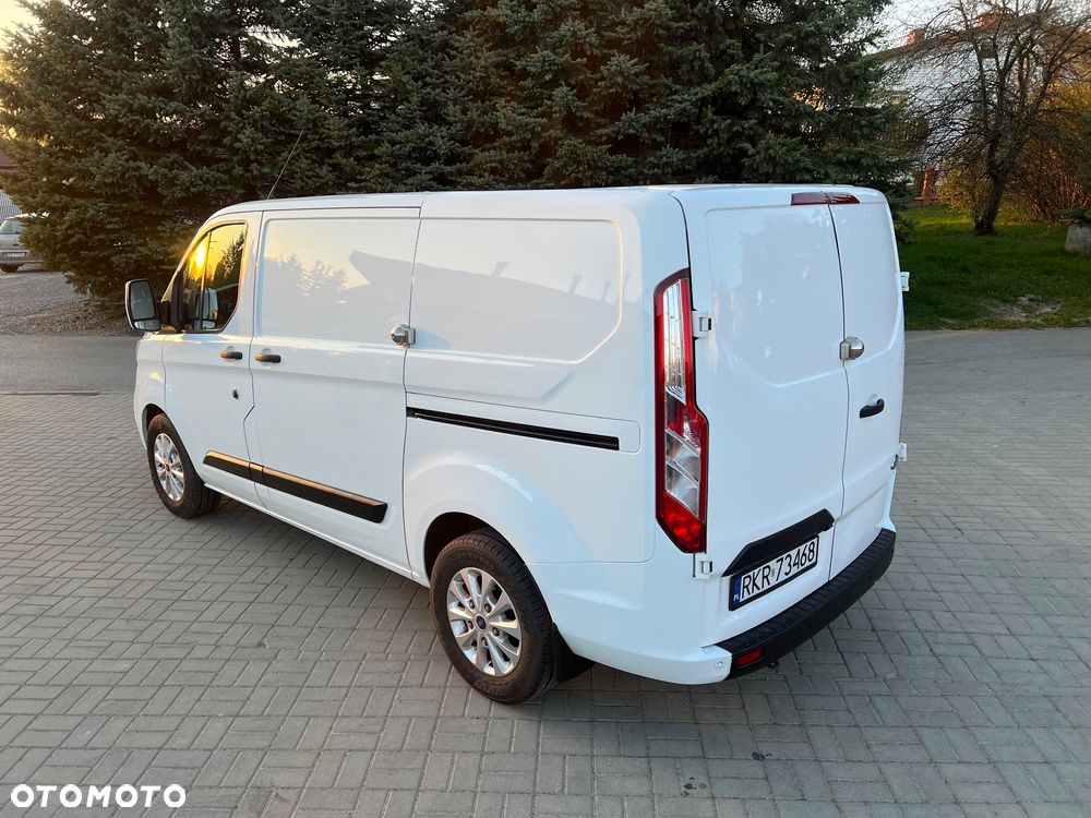 Ford Transit Custom - 4