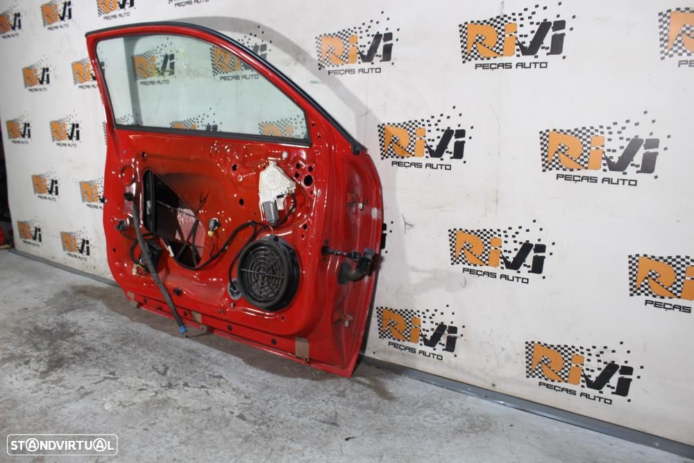 Porta Esquerda Audi A1 8X de 3 Portas - 8