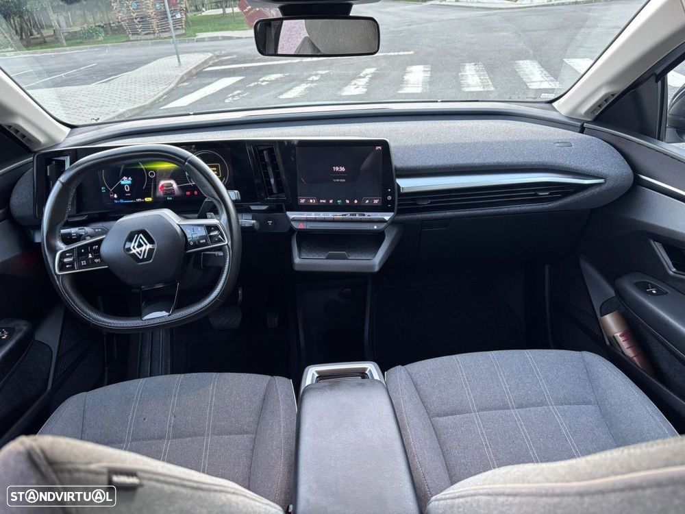 Renault Mégane E-Tech EV40 Evolution Autonomia Urbana - 9