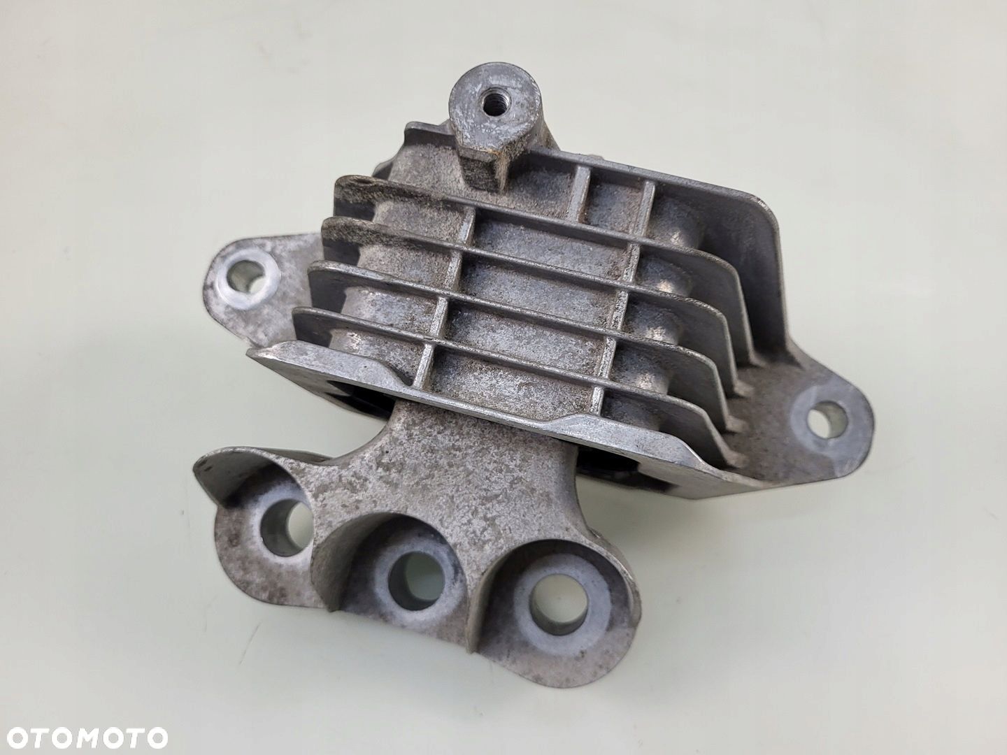 poduszka silnika łapa mocowanie 2.0 cdti OPEL INSIGNIA B 84254938 - 1