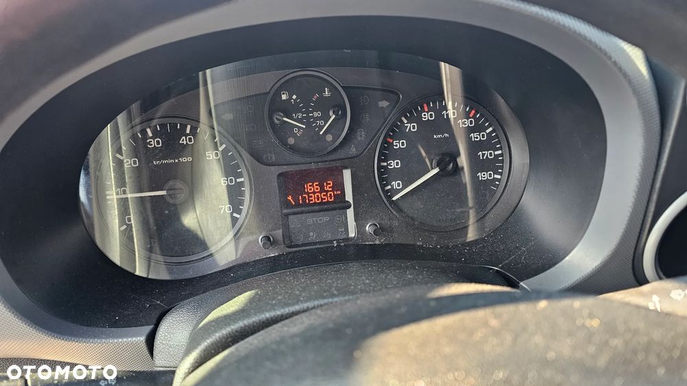 Peugeot PARTNER - 14