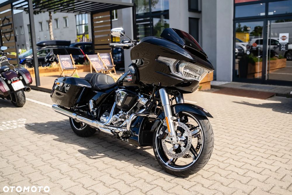 Harley-Davidson Touring Road Glide - 3