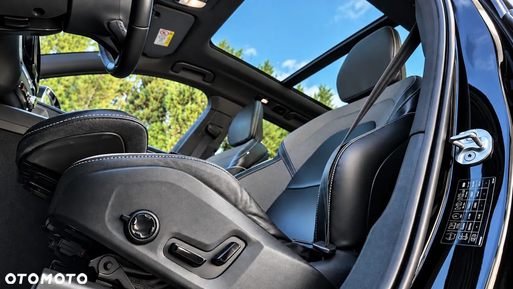 Volvo XC 60 B4 D Ultimate Dark - 14