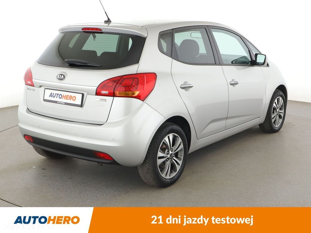Kia Venga 1.4 L - 6