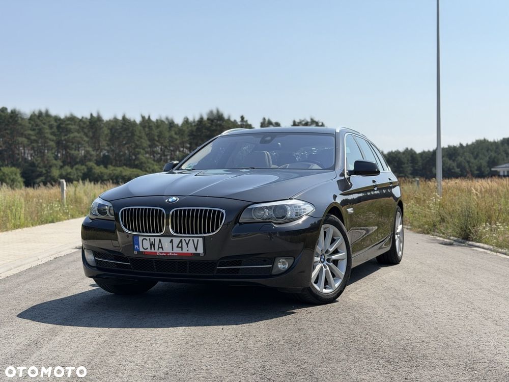 BMW Seria 5 525d xDrive Luxury Line - 1