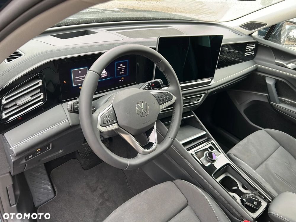 Volkswagen Tiguan - 5