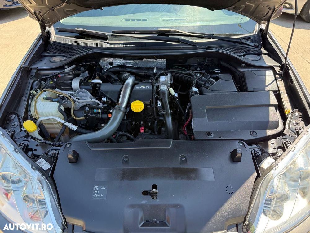 Renault Laguna - 8