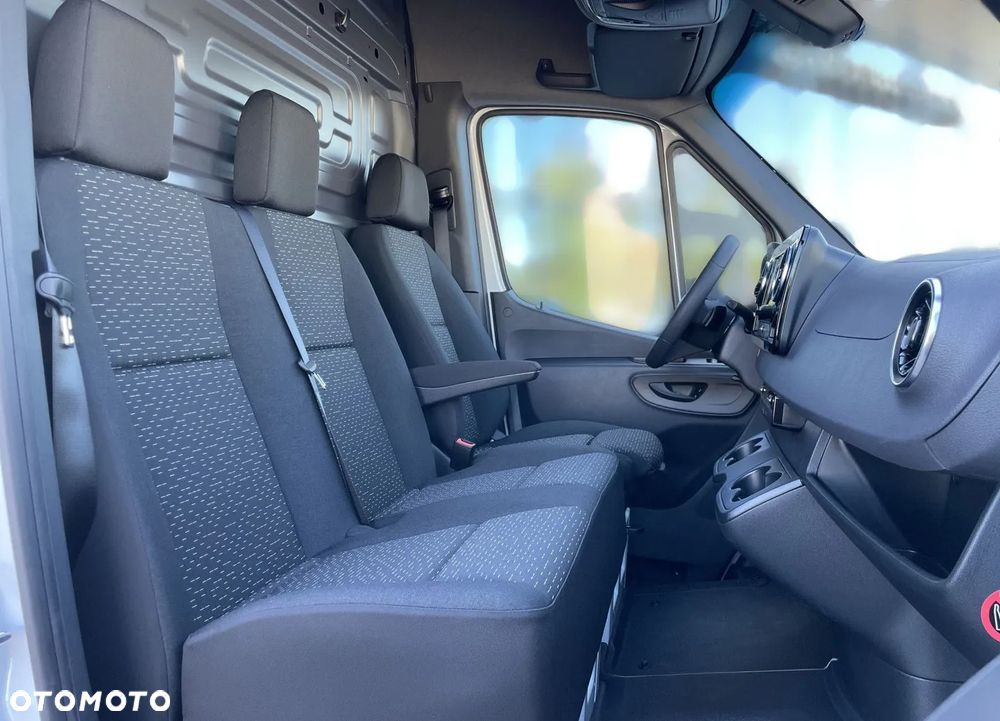 Mercedes-Benz Sprinter 317 CDI 170 KM Furgon Pro Długi - 12