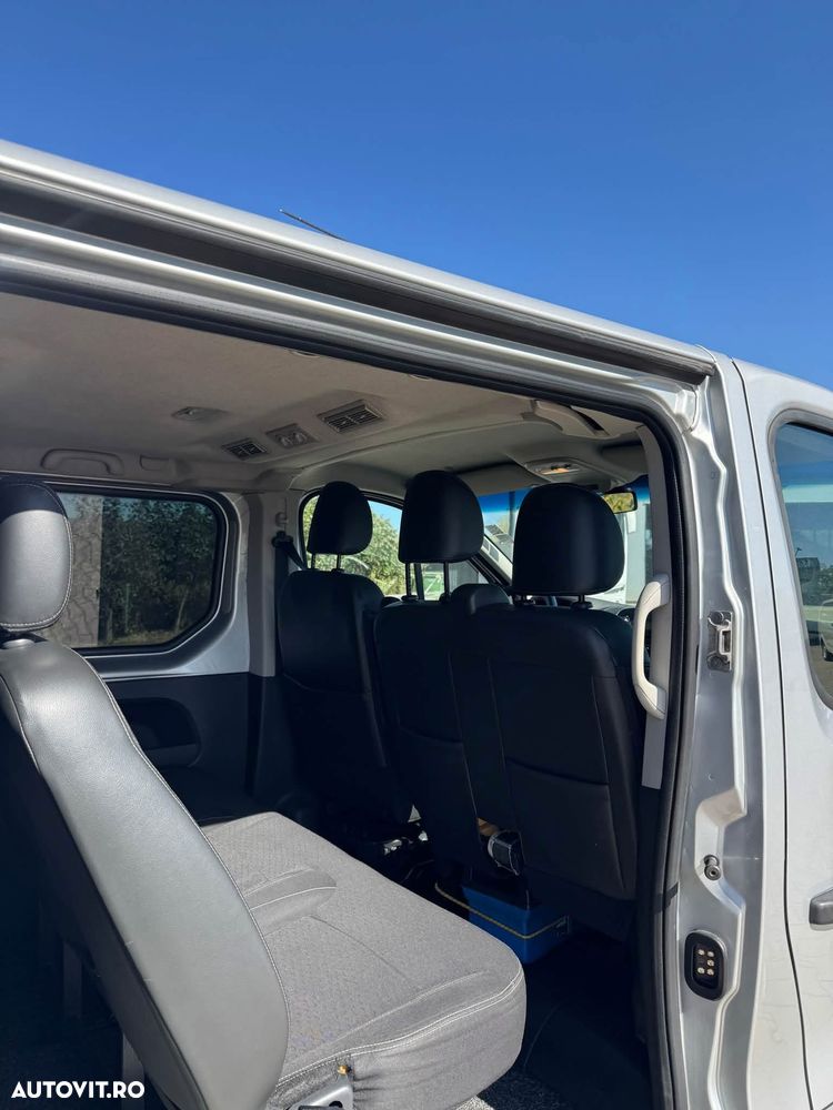 Opel Vivaro - 12