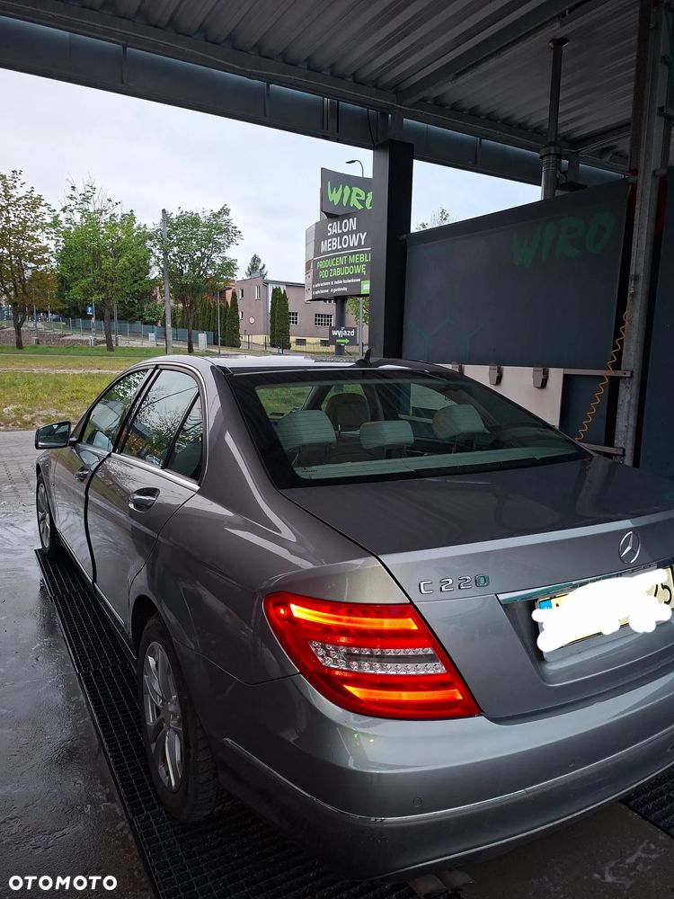 Mercedes-Benz Klasa C 200 CDI BlueEff Avantgarde - 6