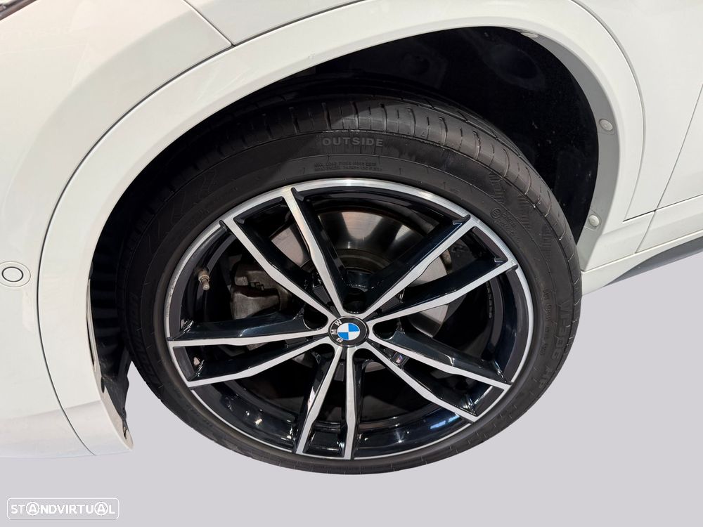 BMW X2 - 11
