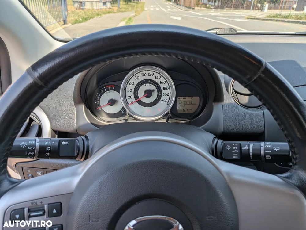 Mazda 2 1.3i TE - 5