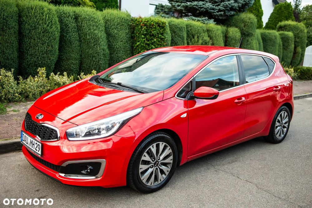 Kia Ceed 1.4 CVVT Dream Team Edition - 10
