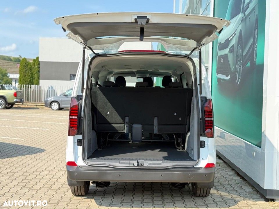 Volkswagen Caravelle - 5