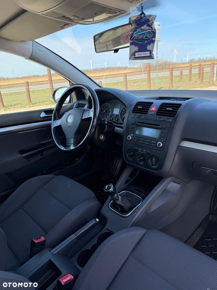 Volkswagen Golf - 12