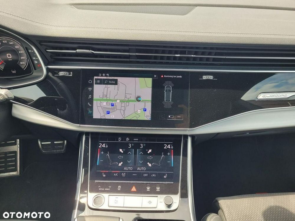 Audi Q8 - 15