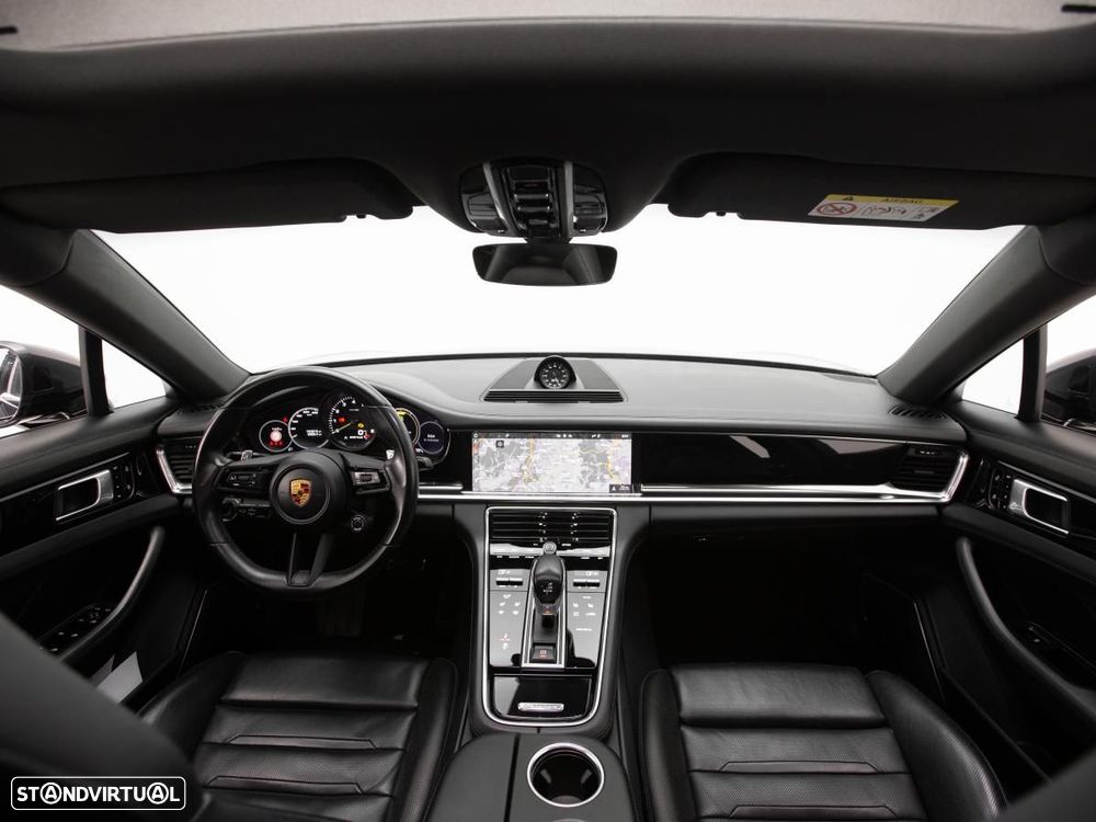Porsche Panamera 4 E-Hybrid - 7