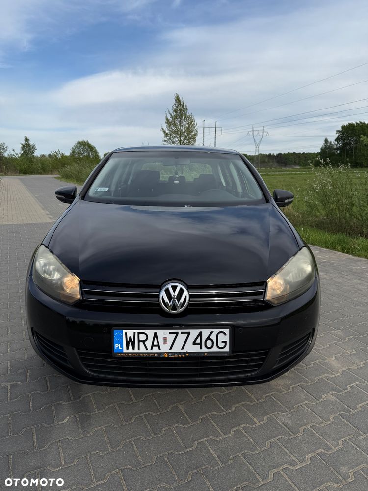 Volkswagen Golf - 1