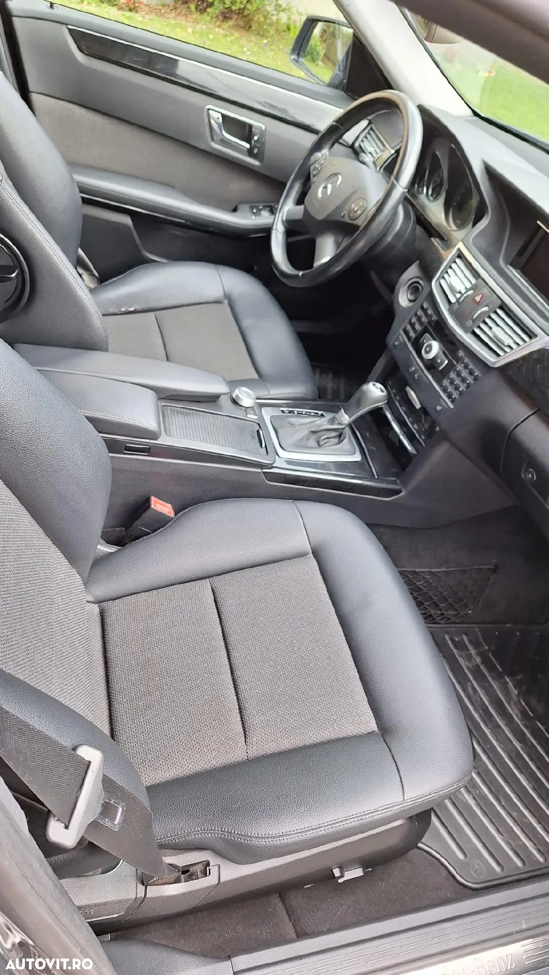 Mercedes-Benz E 220 CDI DPF BlueEFFICIENCY Automatik Avantgarde - 10