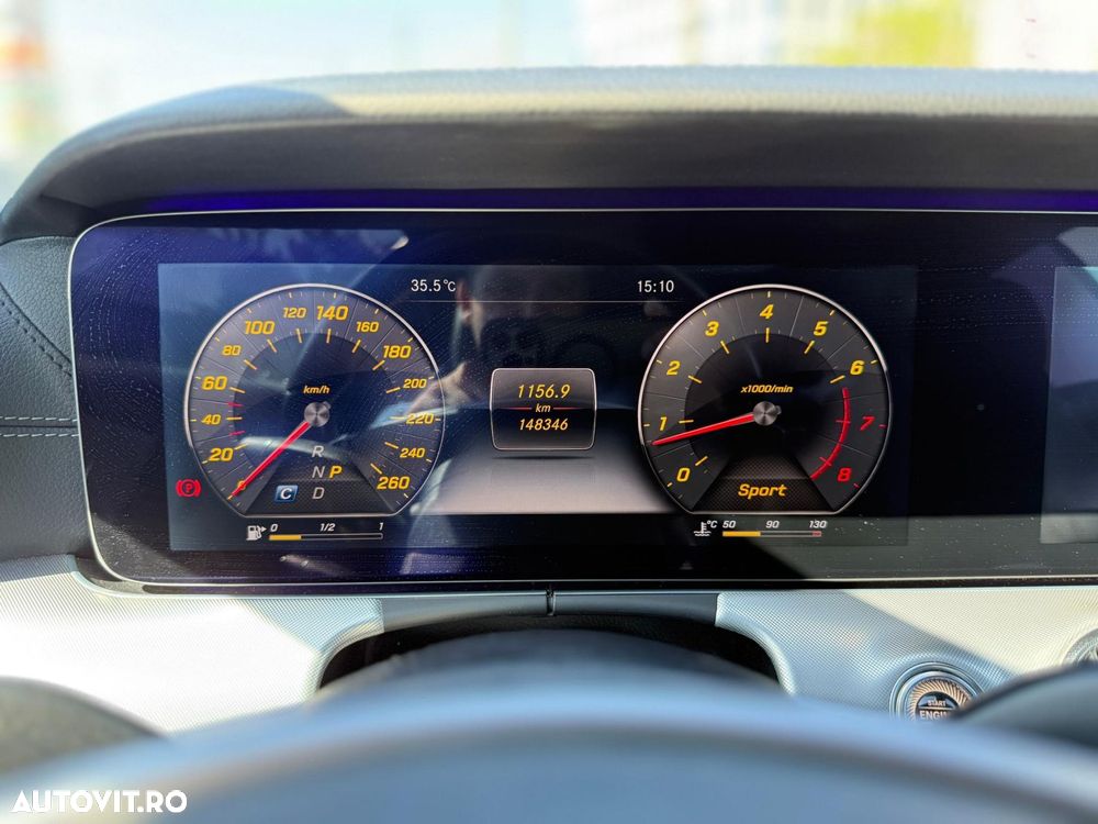 Mercedes-Benz E 200 Coupe Aut. - 25