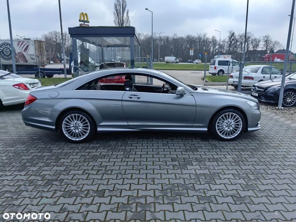 Mercedes-Benz CL 500 4-Matic BlueEff - 8