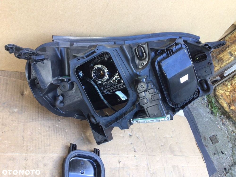 Lampa przednia lewa Opel Zafira D Vivaro C expert proace jumpy xenon - 6