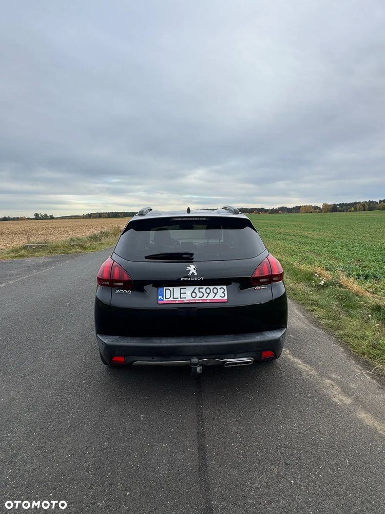 Peugeot 2008 - 8