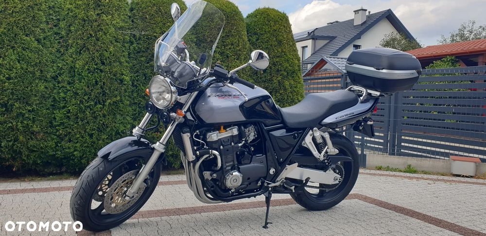 Honda CB - 2