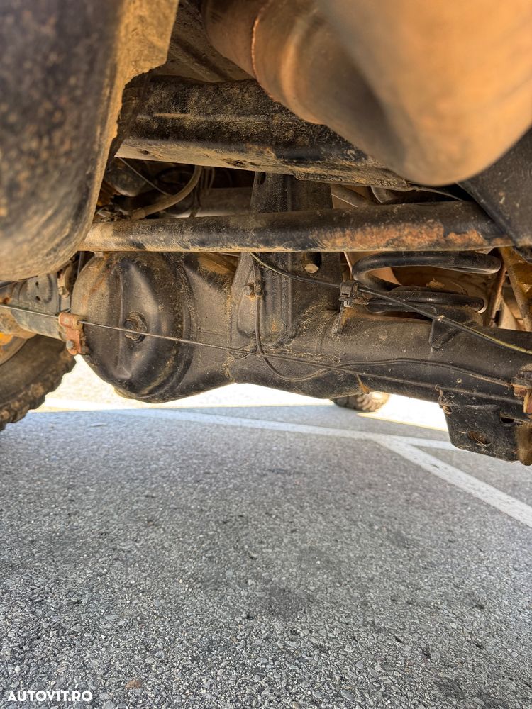 Toyota Land Cruiser - 12