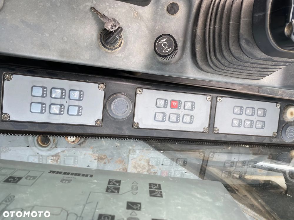 Liebherr A912 Compact / 2 Łyżki + Widły / - 25