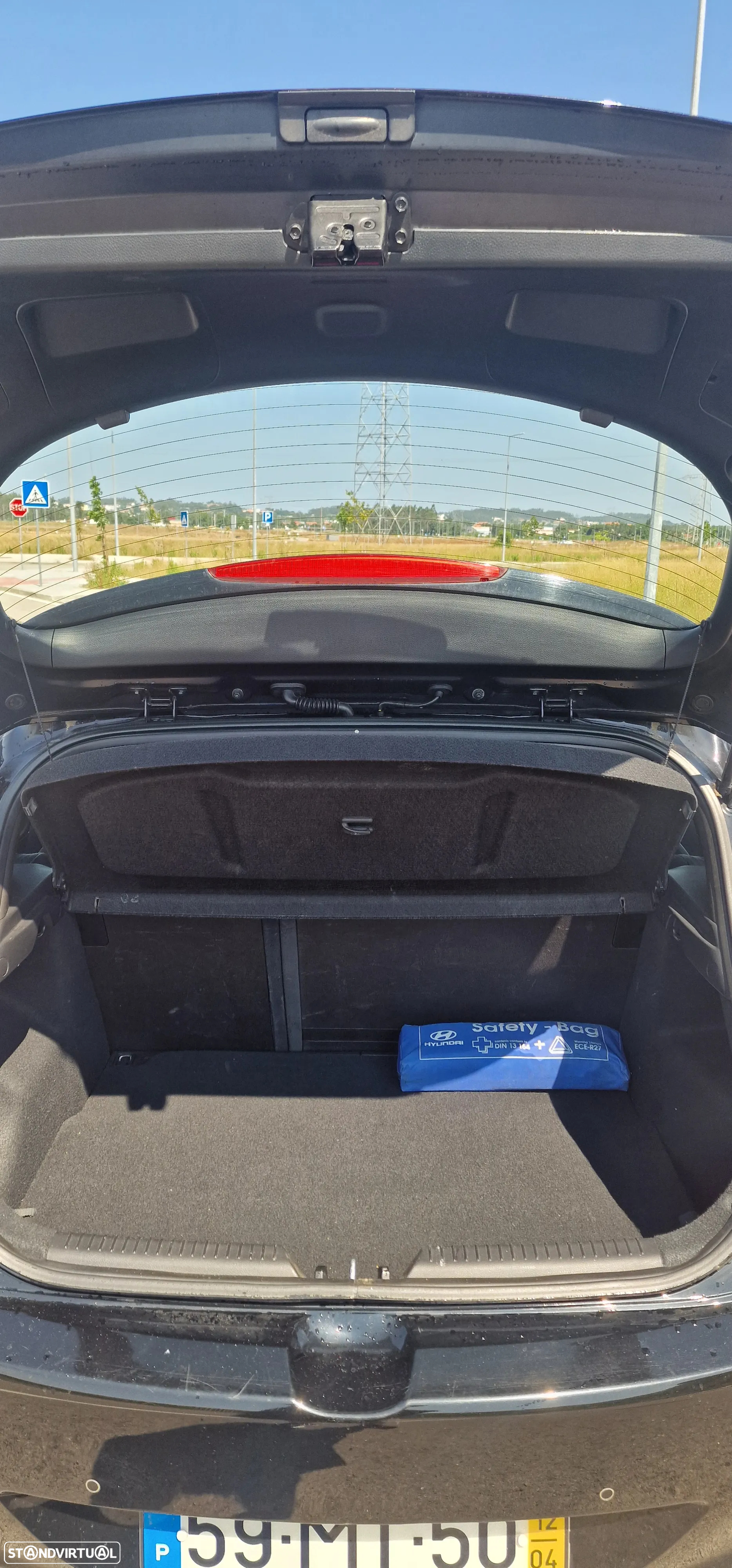 Hyundai i30 1.6 CRDI Blue Comfort - 13