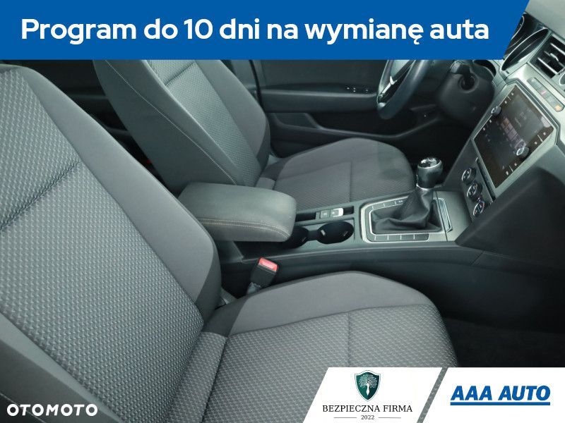 Volkswagen Passat Variant - 9