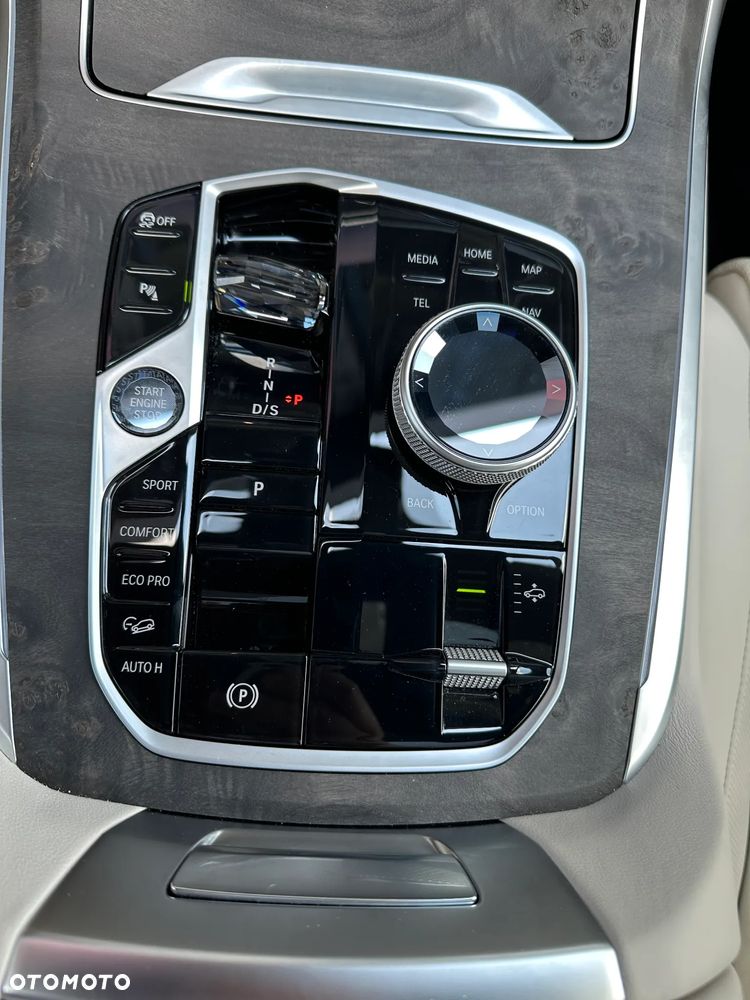 BMW X7 M60i xDrive mHEV sport - 21