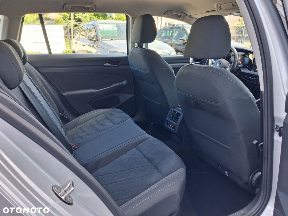 Volkswagen Golf - 13
