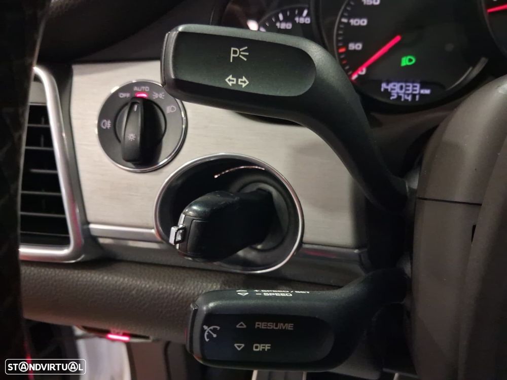 Porsche Panamera - 17