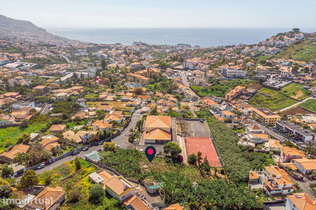 Terreno em Santo Antonio (Funchal) com 1770 m2 - Grande imagem: 2/18