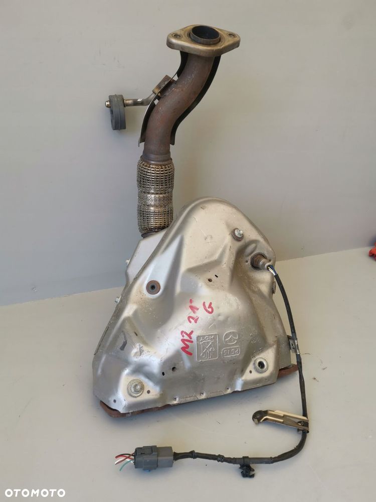 MAZDA2 DJ LIFT KOLEKTOR WYDWCHOWY KATALIZATOR 1.5 SKYACTIV-G - 2