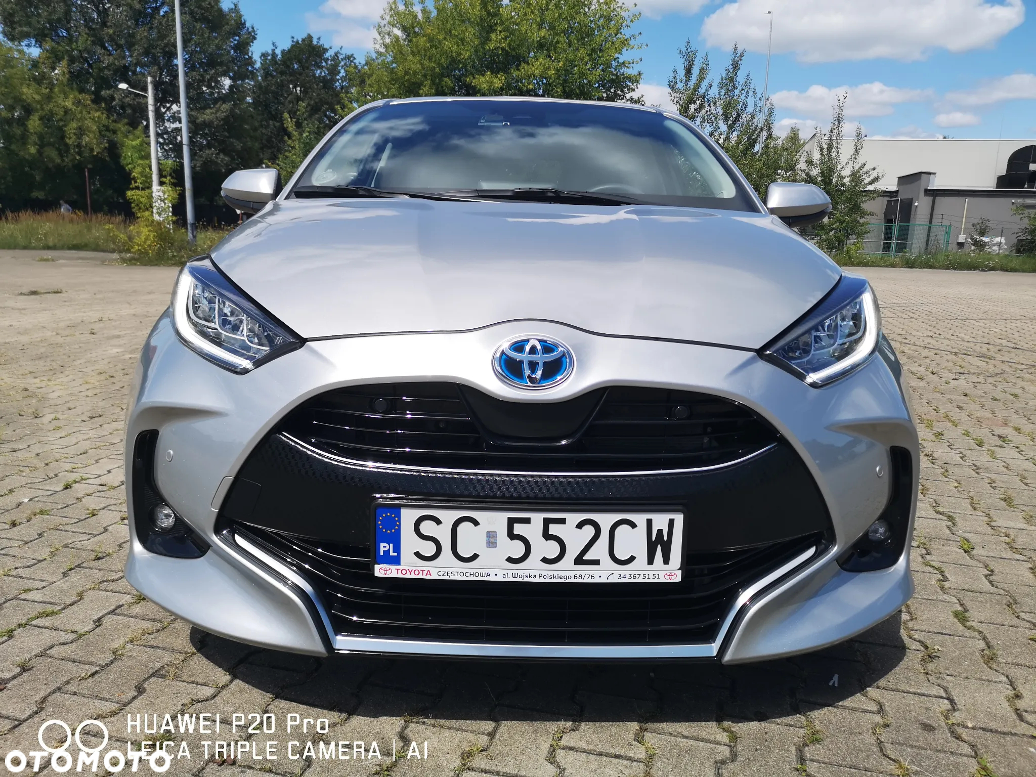 Toyota Yaris Hybrid 1.5 Executive - 4