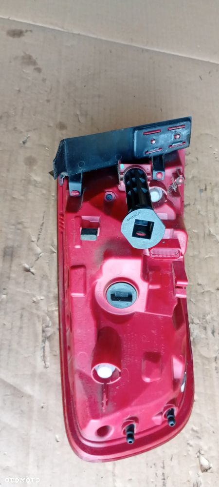 Allegro Lampa prawy tył tylna prawa w błotnik LED Audi A4 B8 Lift Kombi 8K9945096D - 6
