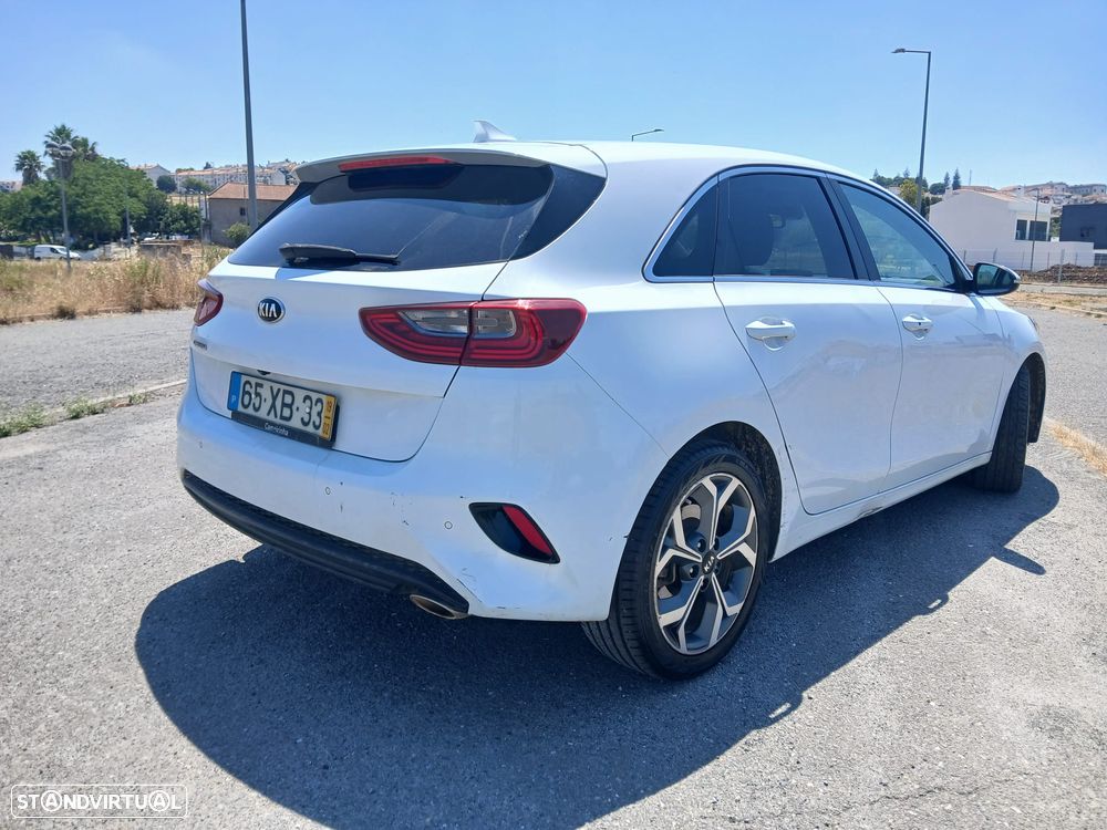 Kia Ceed 1.6 CRDi MHEV Urban - 4