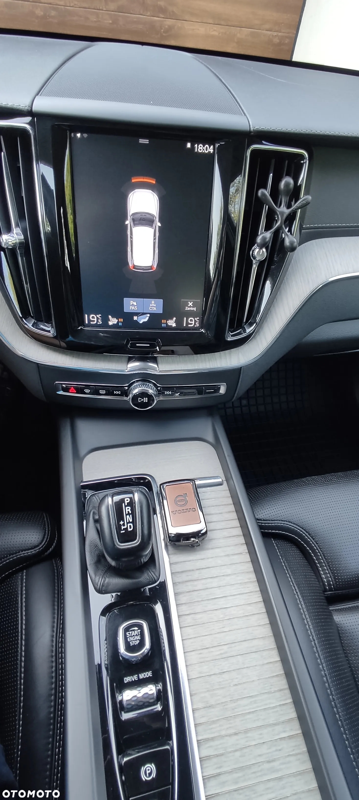 Volvo XC 60 D4 AWD Inscription - 28