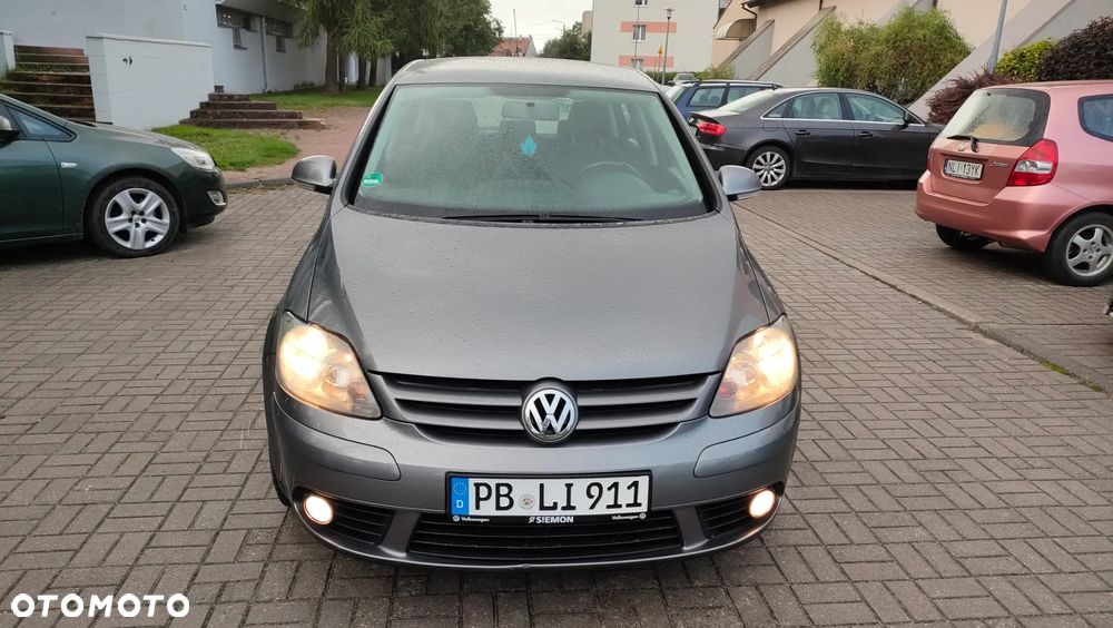 Volkswagen Golf Plus 1.9 TDI DPF Tour Edition - 1