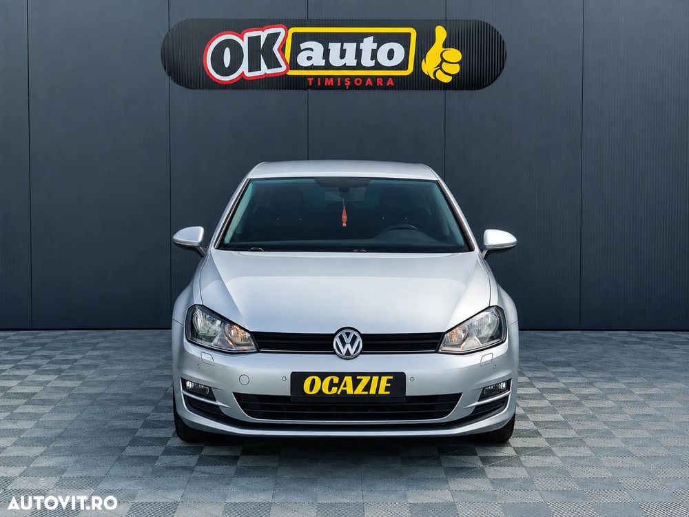 Volkswagen Golf - 23